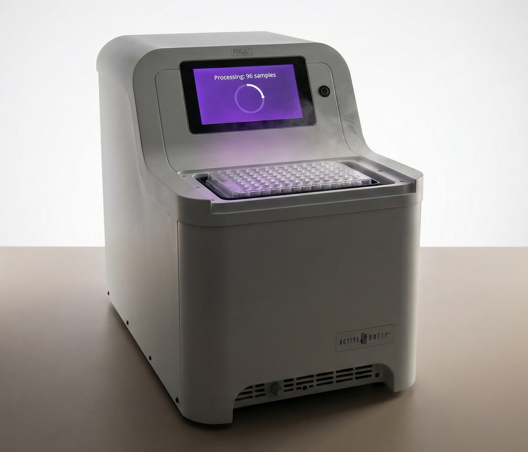 PIXUL Multi-Sample Sonicator instrument with 96-well plate loaded